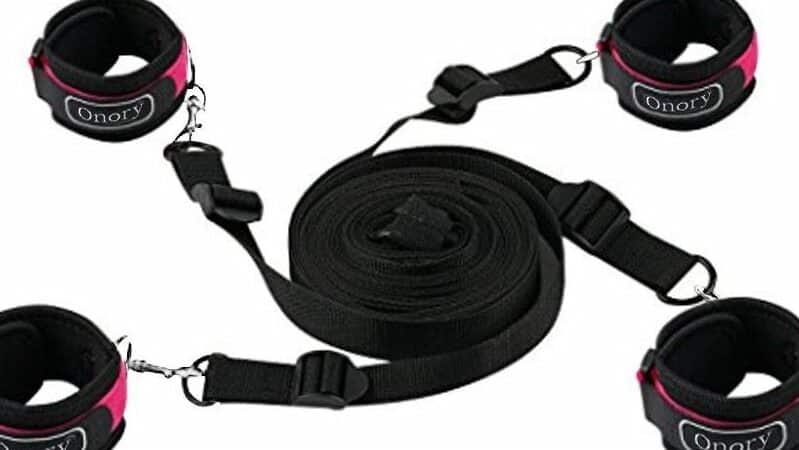 799px x 450px - Velcro Bondage - Reviewing 20 Great Or Garbage Products