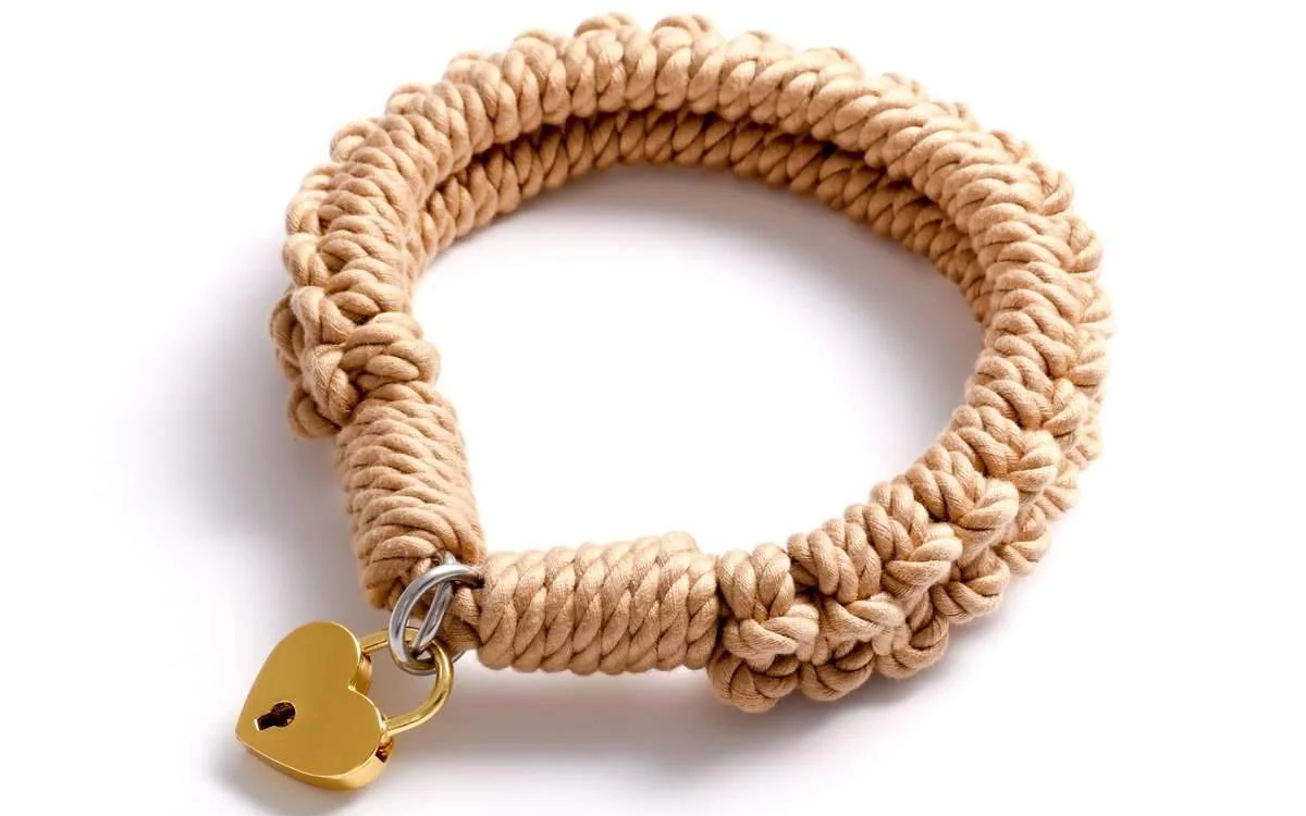 woven rope bdam collar with gold heart lock