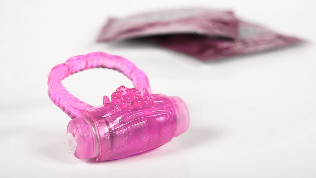 vibrating cock ring, pink vibrating penis ring, Best sex toys for couples, Intimacy boosters, Safe sex toys

	