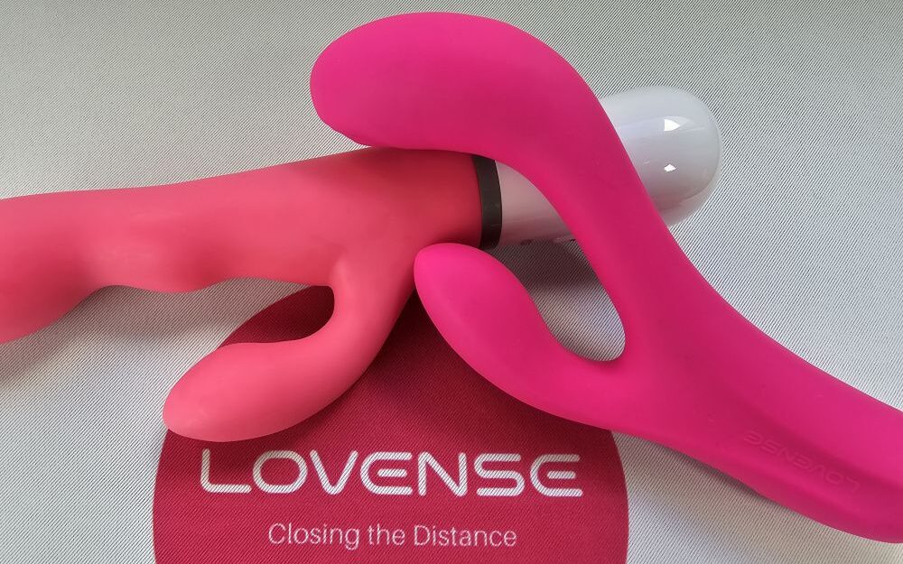 best vibrators for couples, long-distance couples toys, high-tech vibrators for advanced users, affordable vibrators, premium vibrators, durable vibrators for everyday use, Osci 3 vs. Nora review